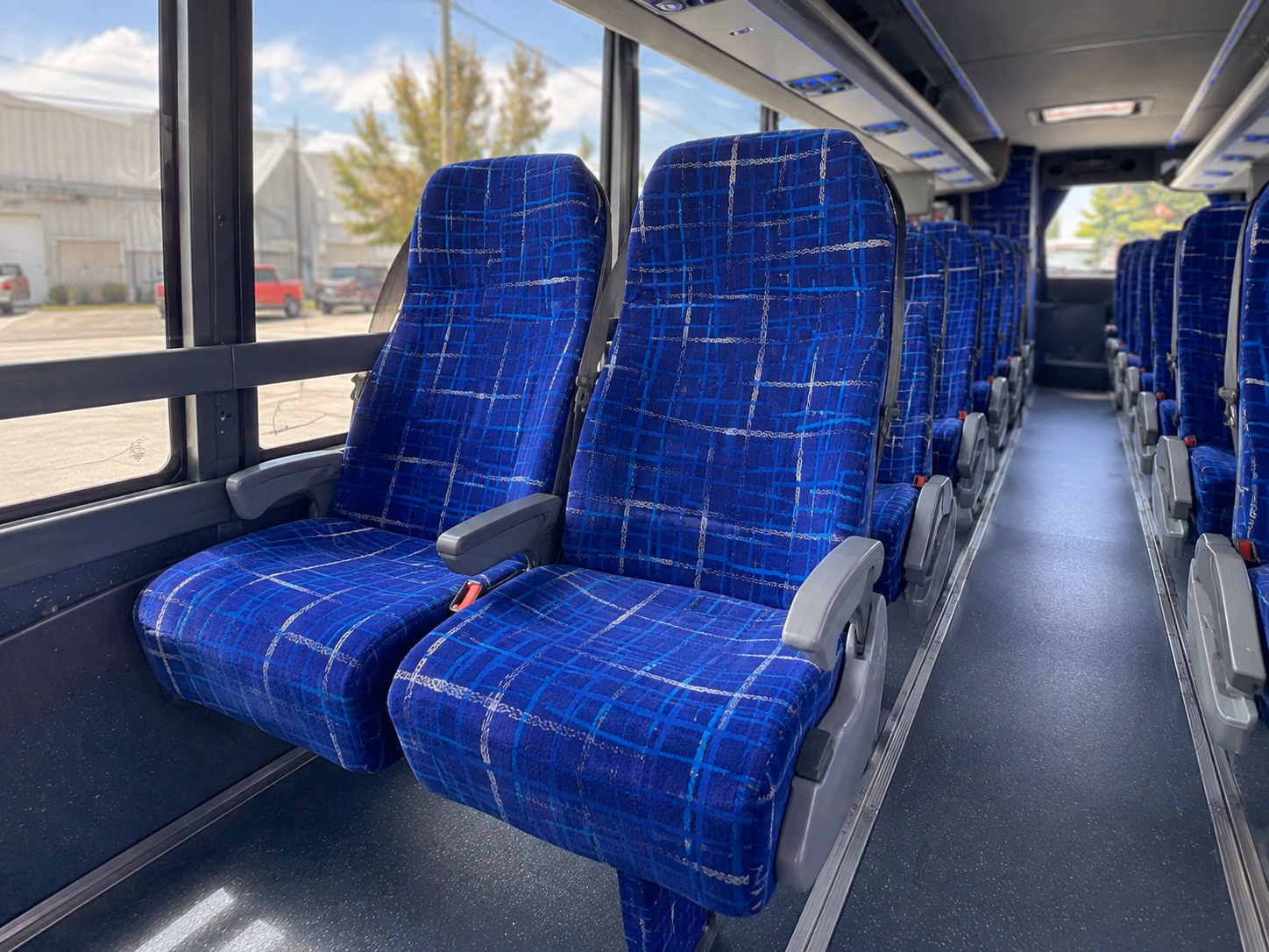 how the type of bus changes the price in frederick maryland