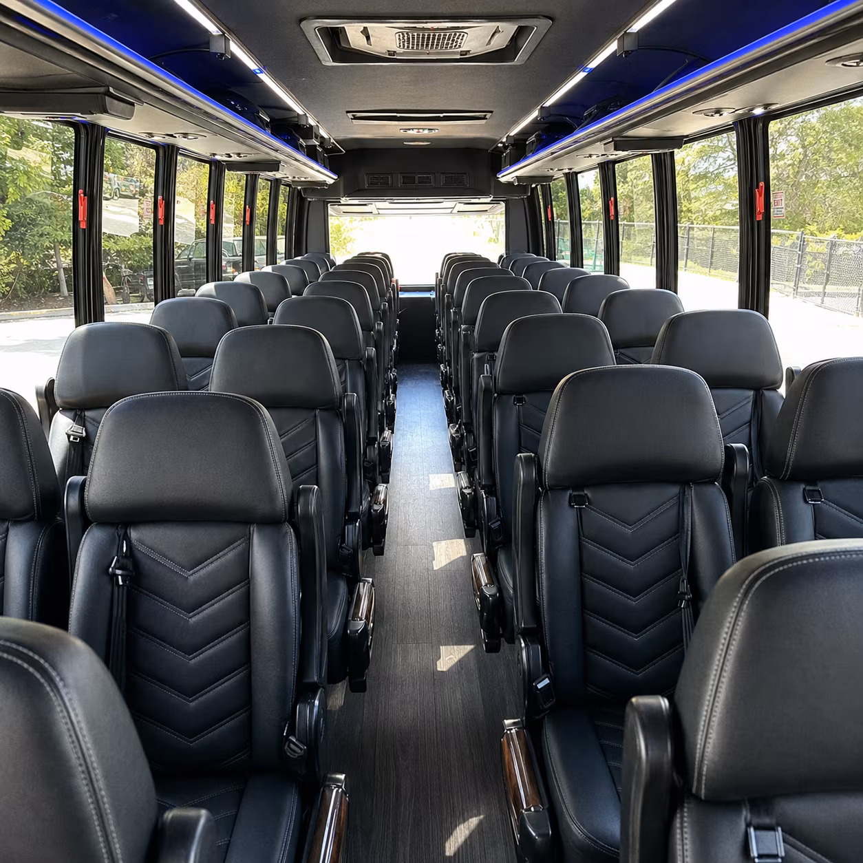 minibus rentals for smaller frederick prom groups who want a great ride